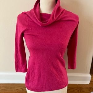 New York and Co - XS hot pink lightweight sweater